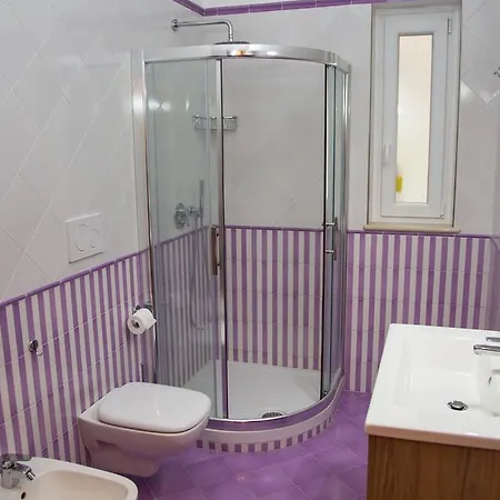 Bouganville & Sea * Amalfi