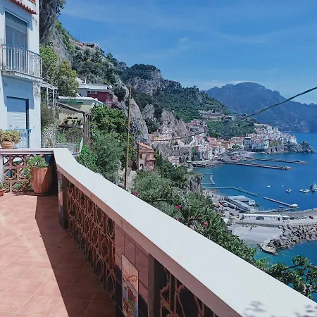 Bouganville&sea * Amalfi